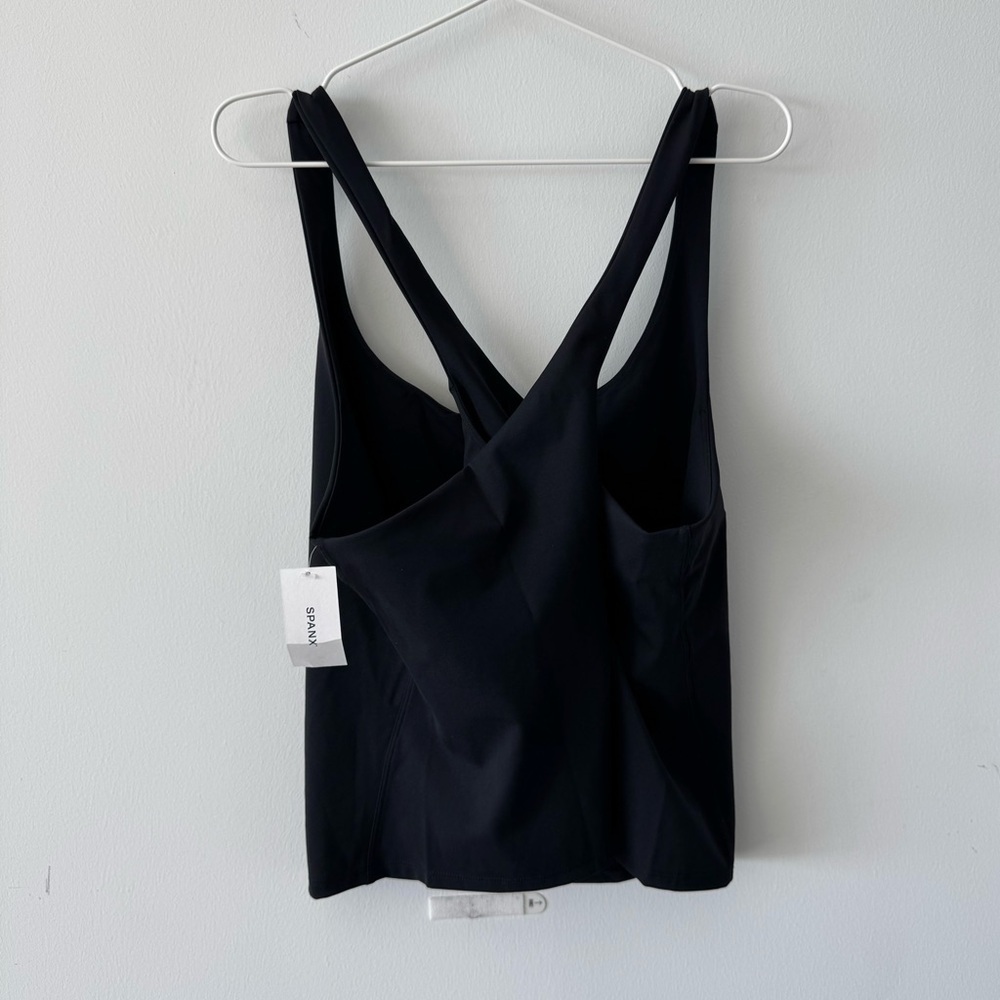 SPANX Contour Crossback Shelf Tank - Picture 3 of 6